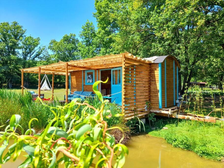 La Roulotte Du Pecheur Villa Saint-Prive Ngoại thất bức ảnh