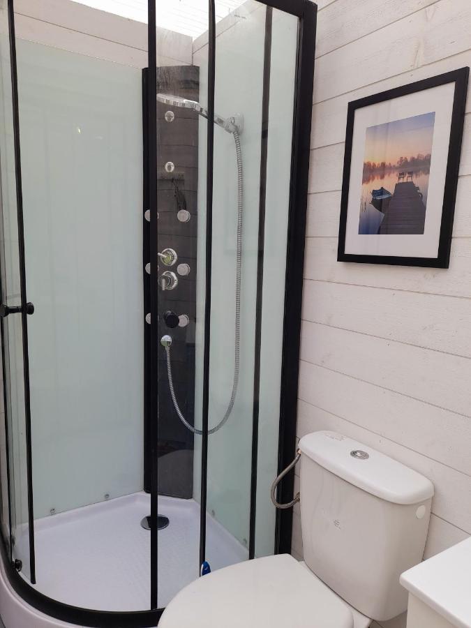 La Roulotte Du Pecheur Villa Saint-Prive Ngoại thất bức ảnh